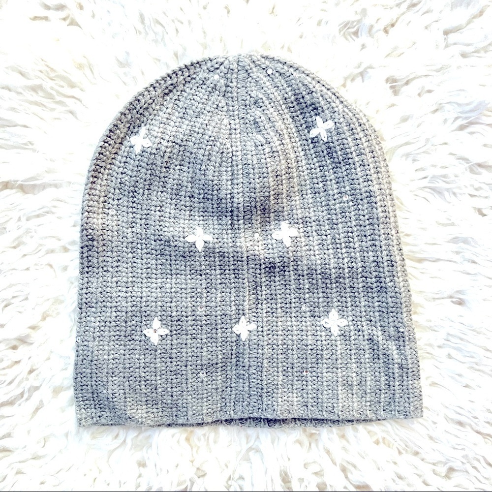 🔥What's Hot!!🔥 Adorable Portland Fuzzy Sparkle Beanie, Tuke 😻🛍